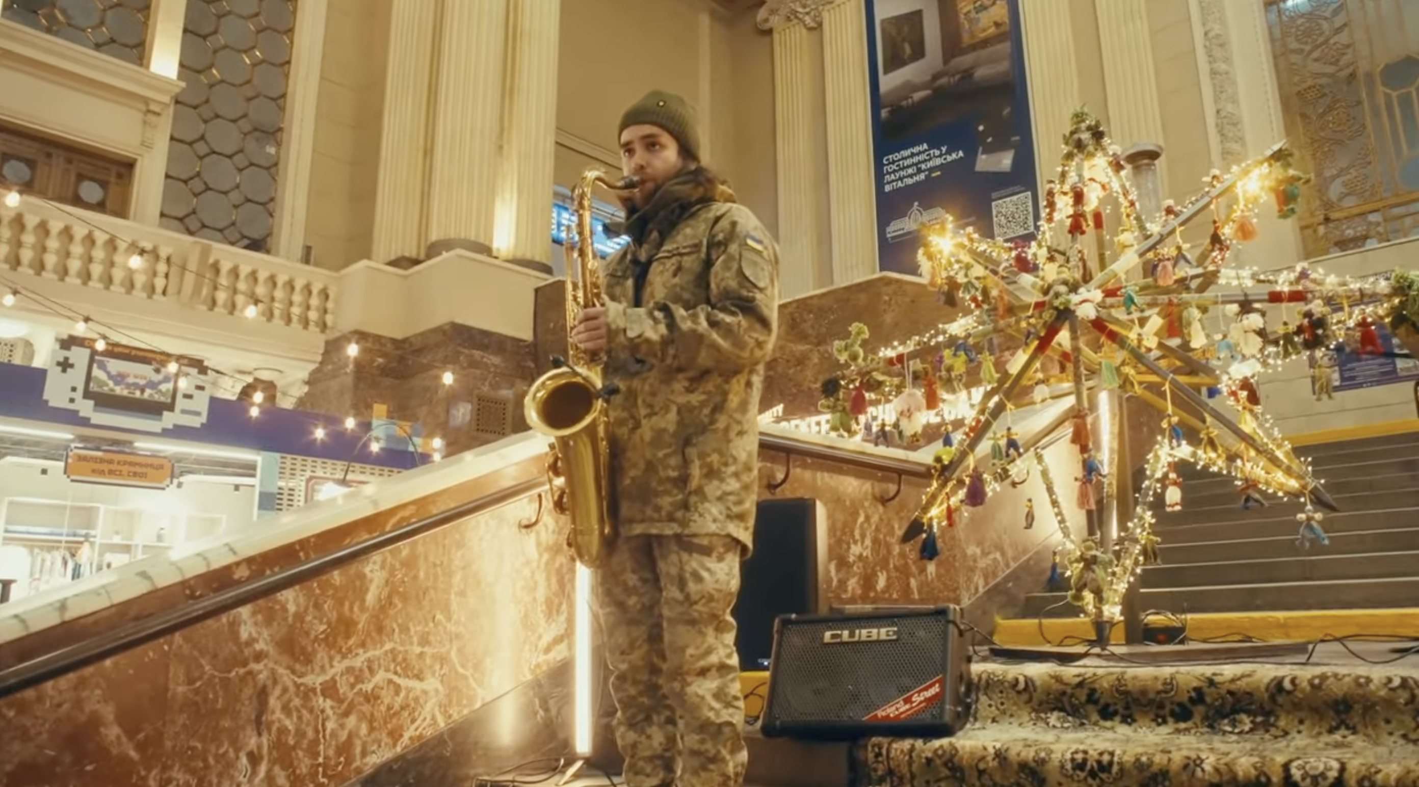 Потужна версія "Щедрика" від військових: вражає і наповнює світлом душі (відео)